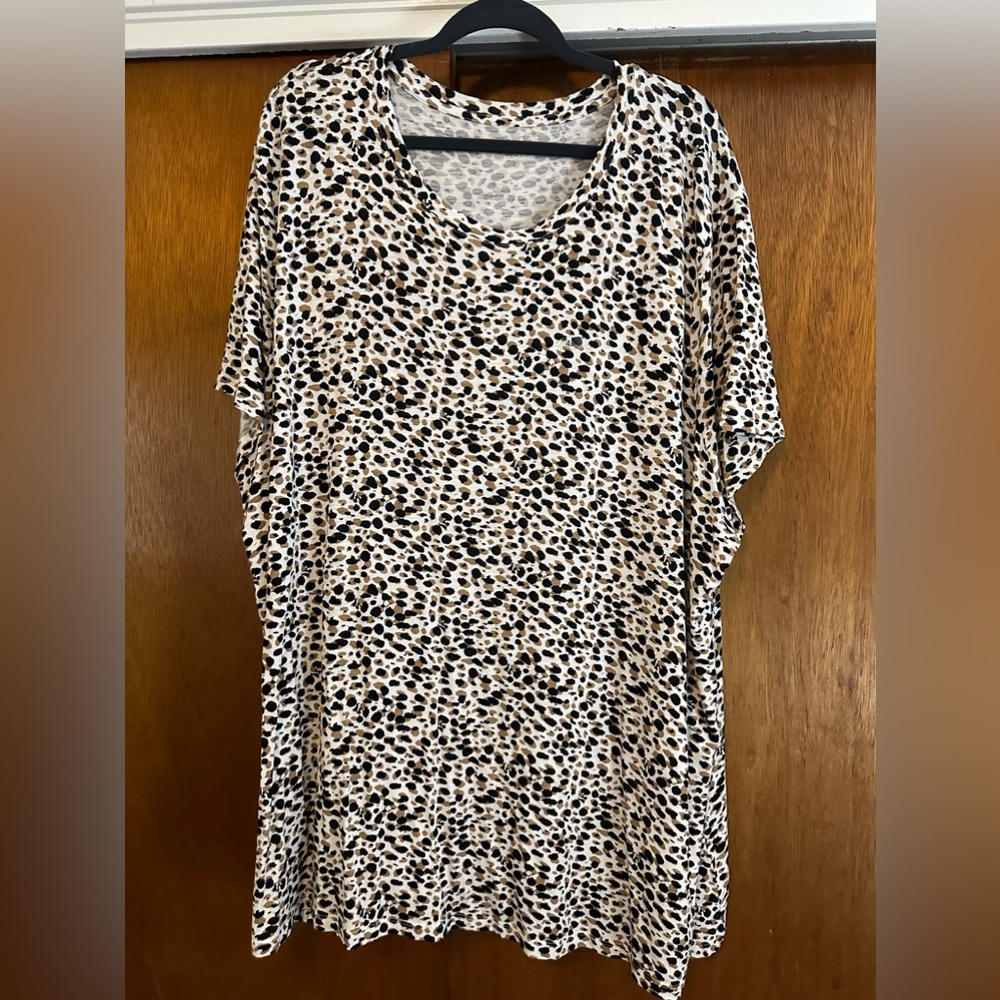 Maurice’s NWOT t-shirt, 4X